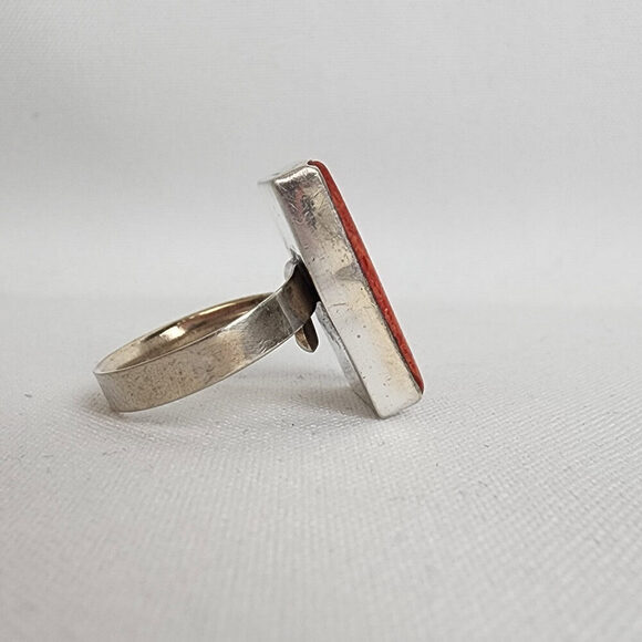 Vintage Sterling Silver Coral Stone Ring - Unique Adjustable Statement Piece - Picture 3 of 7
